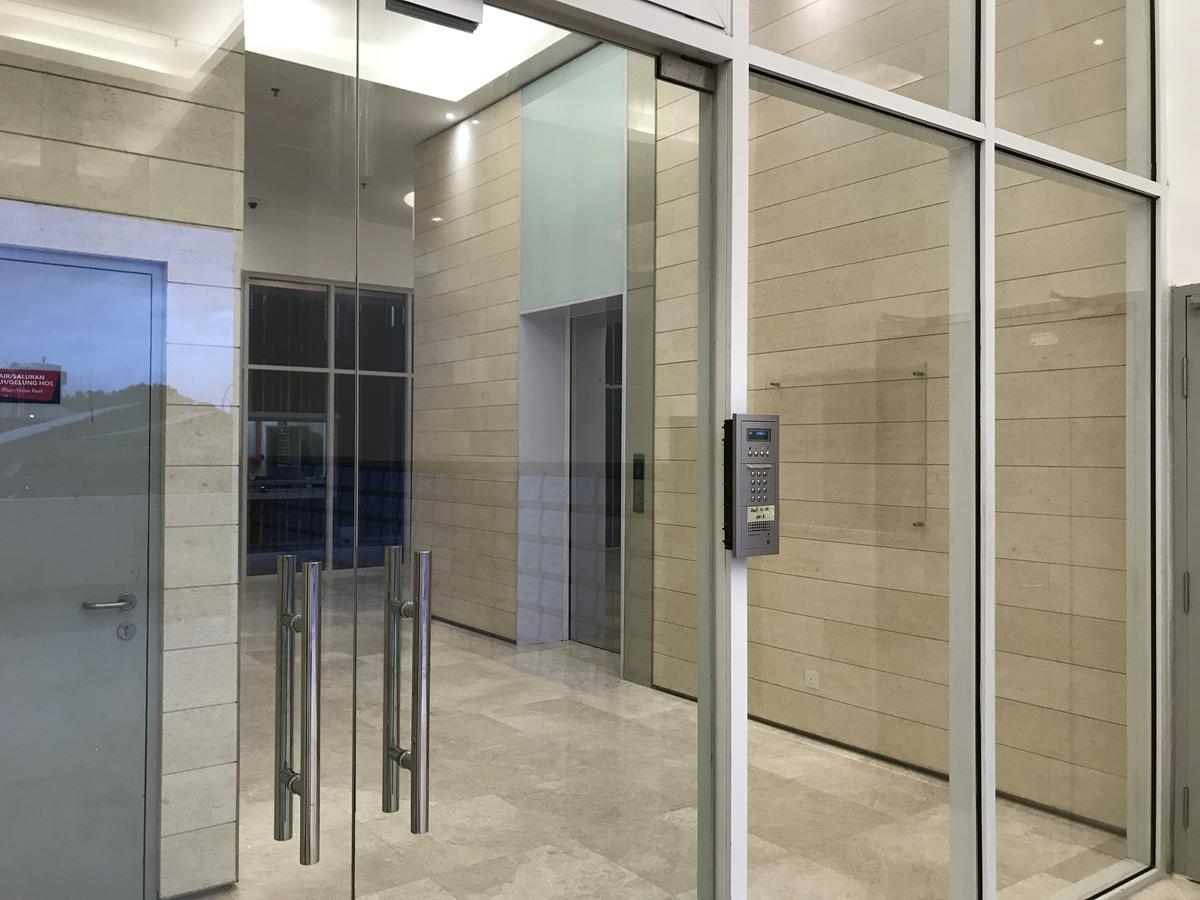 Appartamento di 68 m² con 2 camera Kota Kinabalu Esterno foto